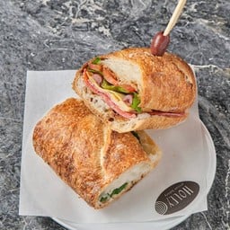 ซาลามี มิโอ