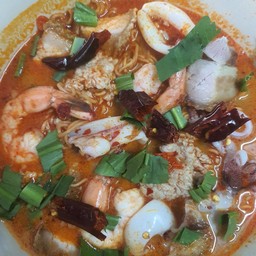 มาม่าต้มยำน้ำข้มรวมมิตร