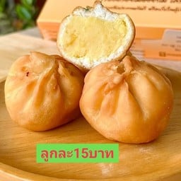 ซาลาเปาทอดไส้ถั่วเหลือง