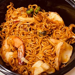 Sweety Restaurant หมู่บ้านบัวขาว