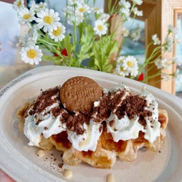 ครอฟเฟิล โอวัลตินครั้นช์ชี่