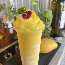 มะม่วงสมูธตี้ส์โยเกิร์ตปั่น