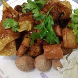 ครัววุ่นวาย By.คนตัวกลม
