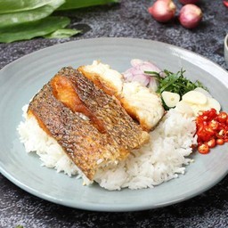 ข้าวหน้าแกะข้าวหน้าปลาแกะ+ไข่ต้ม