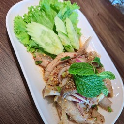 น้ำตกคอหมูย่าง