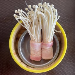 เห็ดเข็มพันเบคอน