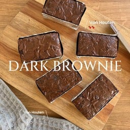 dark choc brownie เนื้อหนึบหน้าฟิล์ม