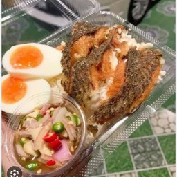 ข้าวปลาแกะไข่ต้มพริกน้ำปลา
