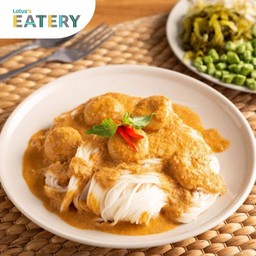 ขนมจีน + น้ำยา (ข้าวคลุกน้ำพริกป้าน้อย)