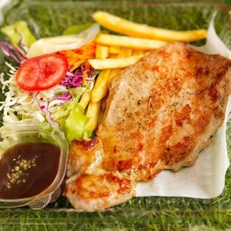 สเต็กหมูพริกไทยดำ