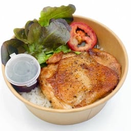 โคตรไก่กรอบกะเพรา ฟรีไข่ดาว