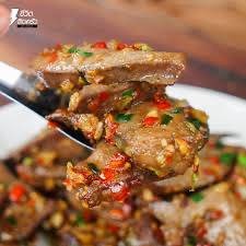 ตับคั่วพริกเกือราดข้าว