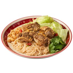 หมี่คลุกหมูตุ๋น