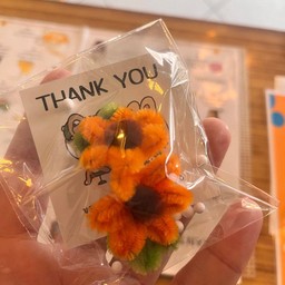 กิ๊ฟทานตะวันดอกคู่กำมะหยี่