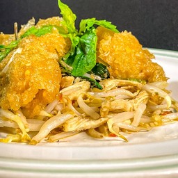 กระเพาะปลาผัดกะเพรา