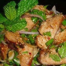 ร้านลาบยโสข้าง CJ ตลาดคลองพระอุดม