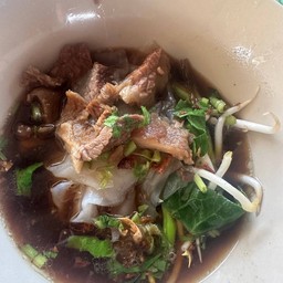 ป้าสอน เตี๋ยวเตาฟืน