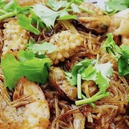 ทะเลอบวุ้นเส้น