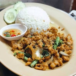 ข้าวกระเพาหมูสับ