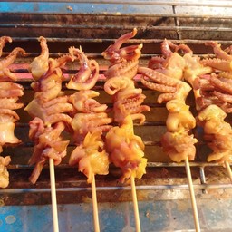 ปลาหมึกย่างฮิ