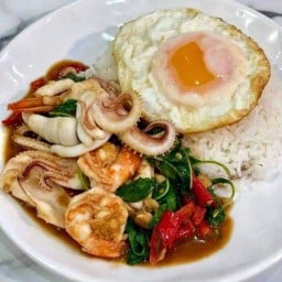 อาหารตามสั่ง&ลูกชิ้นทอด ( บ่อตกกุ้งPK )
