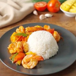 ผัดเปรี้ยวหวานราดข้าว