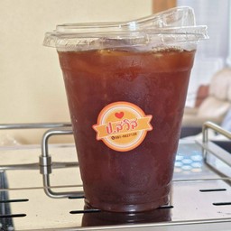 อเมริกาโน่เย็น (กาแฟดำ คั่วอ่อน เมล็ดจากแม่สรวย เชียงราย ไม่เปรี้ยวจัด ออกกลิ่นผลเบอรี่ ลูกเกด และน้ำผึ้ง)