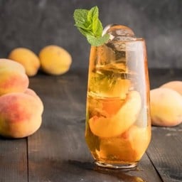 Peach tea  (ชาพีช)