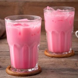Pink fresh milk (นมชมพูเย็น)