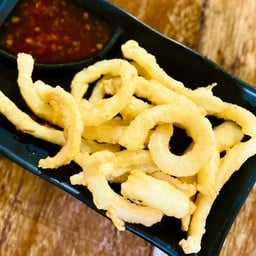 เฟรนช์ฟรายส์ปลาหมึก