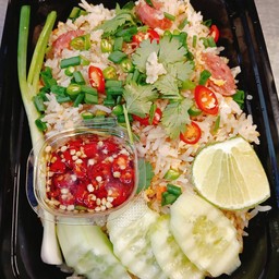 ข้าวผัดแหนม