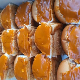 ขนมปังชาไทย