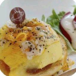 Double eggs cheese lava donut