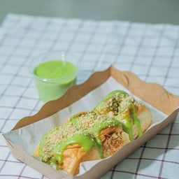 ขนมปังปิ้งเนยสด สังขยาใบเตย