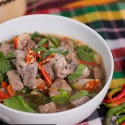 ต้มแซ่บเนื้อ