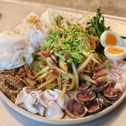 ตำปูปลาร้าทะเลยกถาด/ตำไทย