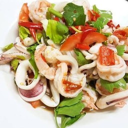 ยำปลาหมึก