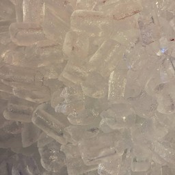 น้ำแข็ง