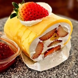 เครปเค้กสตอเบอร์รี่