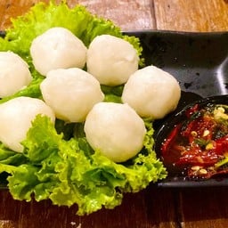 ลูกชิ้นปลาหมึก