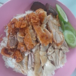 ข้าวมันไก่ผสมไก่ทอด