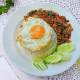 ส้มตำ&กะเพรารสเด็ด By อ้อ (ความแซ่บบนเขา)