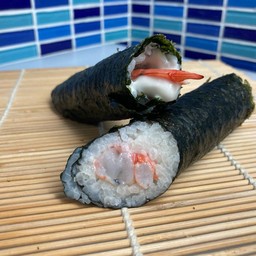 มากิโรลสาหร่ายกุ้งมายอง