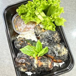 กุ้งกร้ามกรามผัดนำ้ดำ