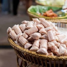 แหนมหมู อร่อย น่่า 1แท่ง