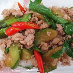 ผัดมะเขือยาวหมูสับ