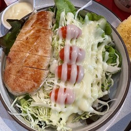 สลัดผักไก่