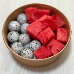 ชุ่มฉ่ำ กรีกโยเกิร์ตและผลไม้ CHOOMCHAM FRUITY ชุ่มฉ่ำ กรีกโยเกิร์ตและผลไม้