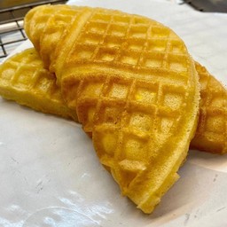 วาฟเฟิลไส้มะพร้าวอ่อน