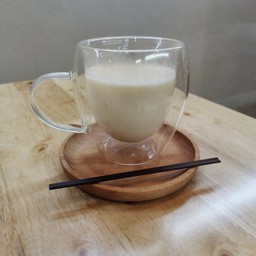 นมสดร้อน นมสดจากฟาร์ม เข้มข้นหอมมัน